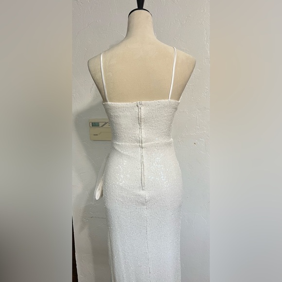 B. Smart White Sequin Gown with Slit & Adjustable Straps — Size 3/4, NWOT - Picture 15 of 16